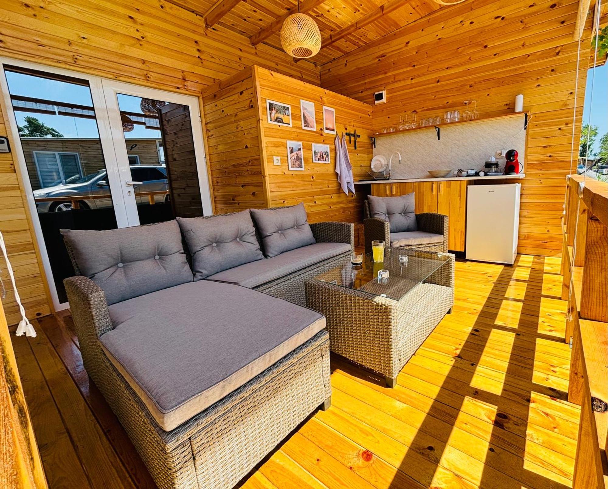 Cozyhut Бунгало Под Наем Černomorec Exterior foto